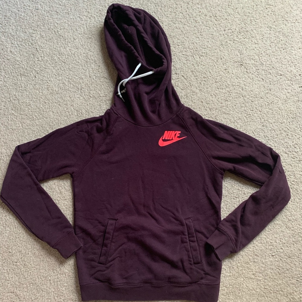 NIKE Maroon Hooded Jacket SIZE SMALL
